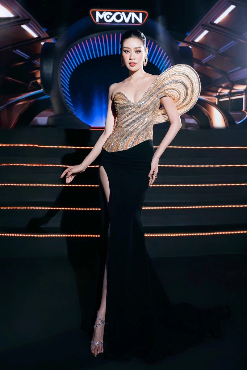 Chiêm ngưỡng vẻ đẹp Khánh Vân gợi cảm