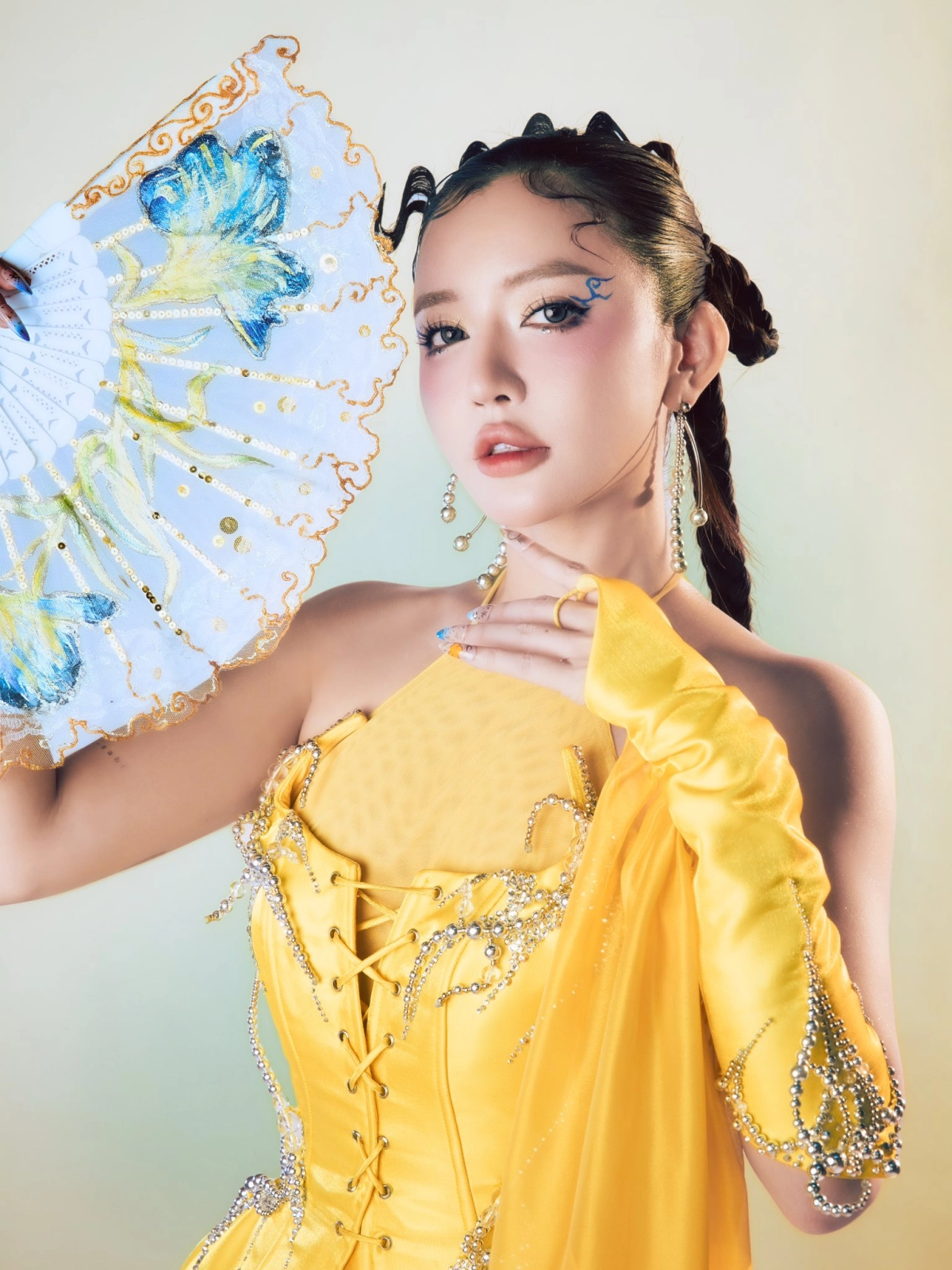 Sưu tầm những khoảnh khắc MMLive Idol Bích Phương quyến rũ